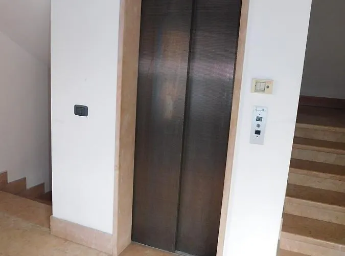 Residenza Meeting Apartmanhotel 3*