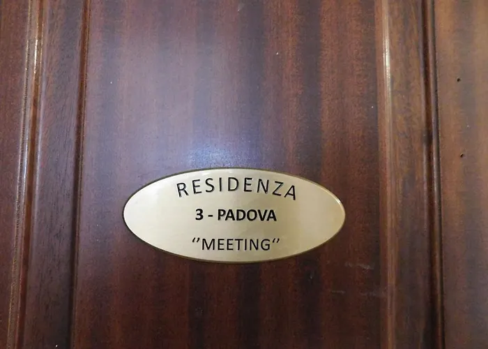 Apartmanhotel Residenza Meeting 3*